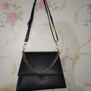 Black Slingbag