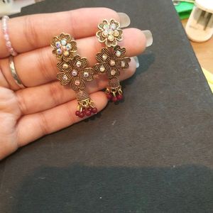 Elegant Earrings For Ladies