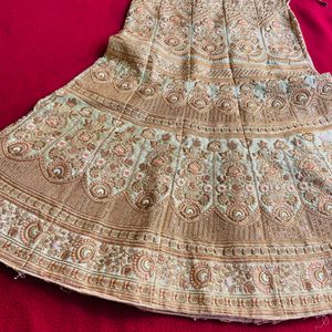 Heavy Embroidery Bridal Lehnga with Odhani 💚