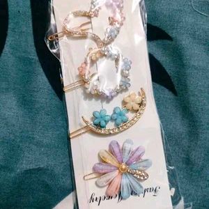 Floral Crystal 4 Hair Clips