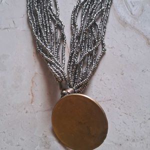 Light Weight Circle Shape Neckpiece