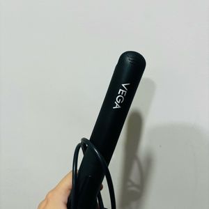 VEGA hair Straightner