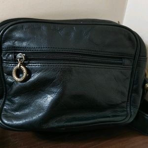 Clearance Sale authentic DKNY vintage Sling Bag