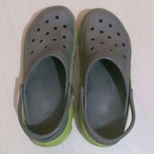 Men Crocs Size 11