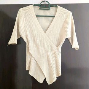 URBANIC CRISS CROSS TOP