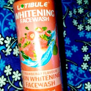 Latibule Strawbery Flavor Skin Whitening Face Wash