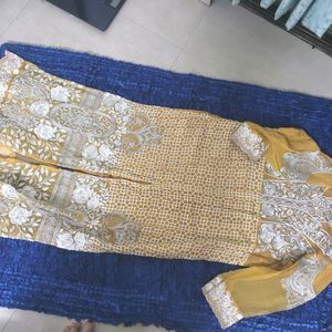 Pakistani Long Staraight Dress And Dupatta