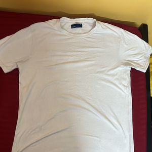 White T-shirt !