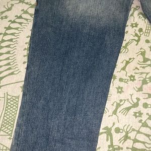 Damage Jeans