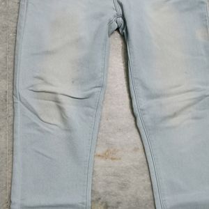 Women Fitted Jeans