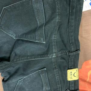 P10 Size 28 Skinny Jeans For Ladies