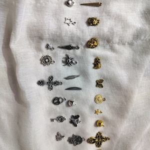 30 Gold & Silver Mix Charms (Random) No Choice