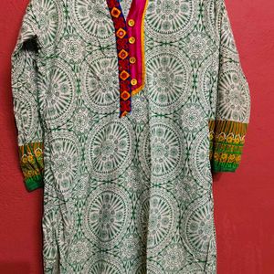 Women Kurta(L)Size