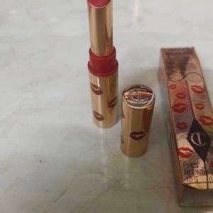 Charlotte Tilbury Lipstick - Red Wishes