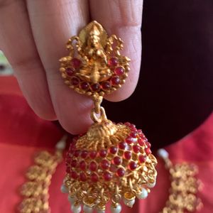 Temple Jewellery With Jhumka Set