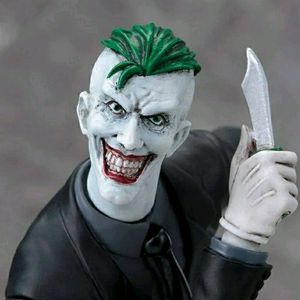 Kotobukiya DC Comics: The Joker ARTFX+ Statue