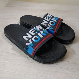 Trendy New York Printed Slide Size -7