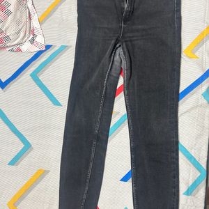 ZARA Skinny Washed black Jeans