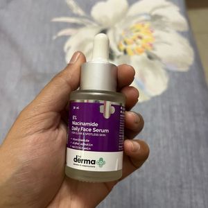 The Derma Co Niacinamide Serum