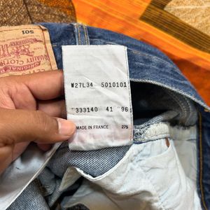 Levis Jeans 501 Series ( Size 27)