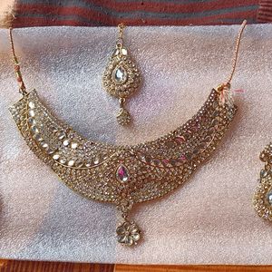 JEWELLERY SET