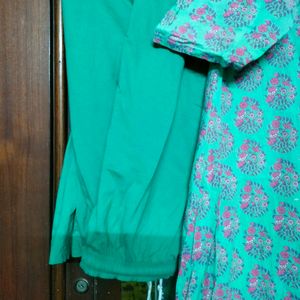 Cotton Kurti And Leggins.