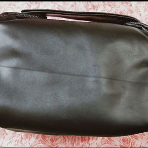 ORIGINAL MAC LUXE COSMETICS POUCH WITH HANDLE