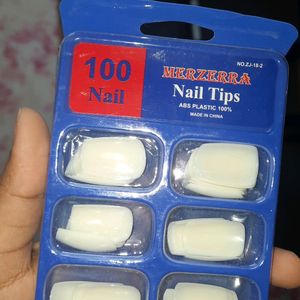 Set Of 100 Nails