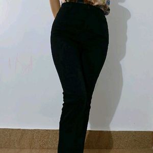 Super Stretchable Bootcut Highwaist Black Pant