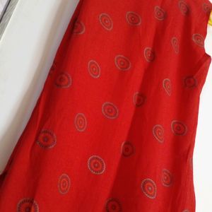 Red Sleeveless Kurti