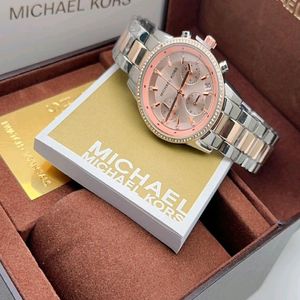 Michael Kors Chrono Working Watch