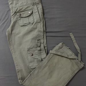 Y2K Low Waisted Cargo Pants