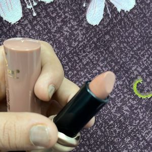 Beautiful Nude Lipstick