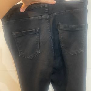 Jeans - Black Color 34 Size