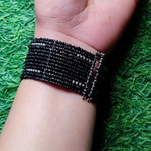 Black & Silver Beaded Bracelet