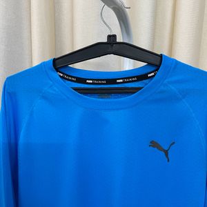 Selling  Puma Tshirt