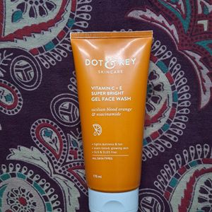 Dot and Key Vitamin C E Super Bright Gel Face Wash