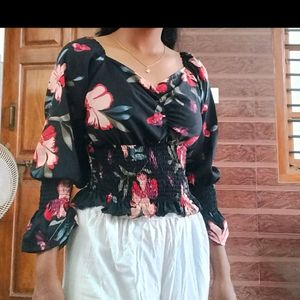 Just 150/-. Black Floral Top ✨