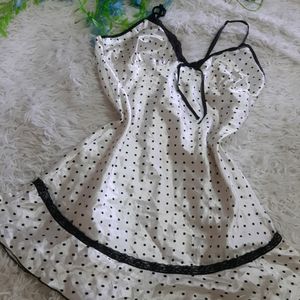 Beautiful Plka Dots Night Wear