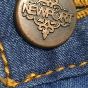 Newport Jeans In Blue Colour