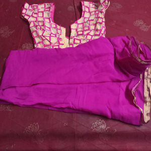 Saree With Streched Blouse Size 30