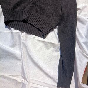 H&M Cropped Jumper