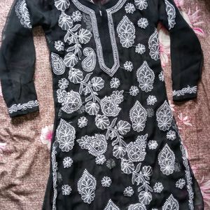 Chikankari Kurti With Inner