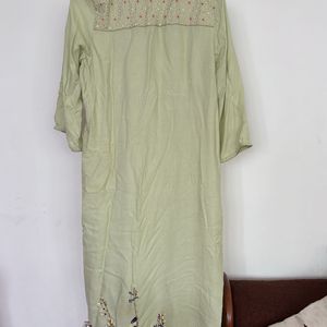 Beautiful Green Kurti For Summer