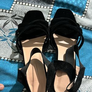 Black Small Heel