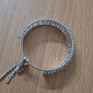 Silver Metal Zircon Bangle