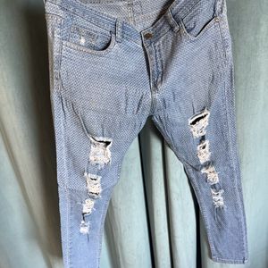 Women Rugged Jeans Size 34