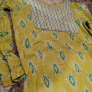 Kurti Set