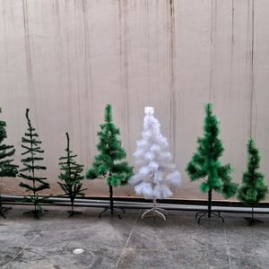 Price Drop Christmas Tree 4ft Snowpine