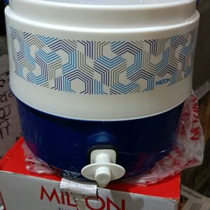 Milton Water Jug 🏺